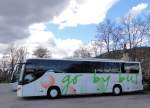 SETRA 415 GT-HD von  go by bus  aus Wien am 13.4.2013 in Krems gesehen.