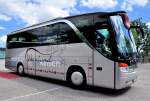 SETRA 415 GT- HD von Weinlandreisen / �sterreich am 22.5.2013 in Krems an der Domau.