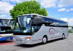 SETRA 415 GT- HD von Weinlandreisen / �sterreich am 22.5.2013 in Krems an der Domau.